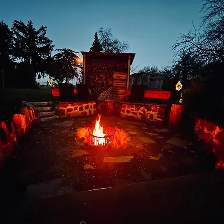 Mit Familienfreundlichem Garten Dahlen