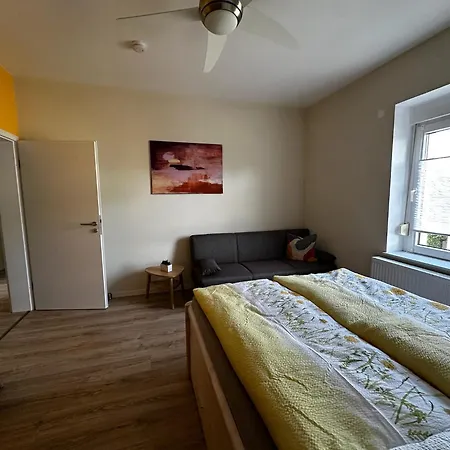 Mit Familienfreundlichem Garten Apartment Dahlen