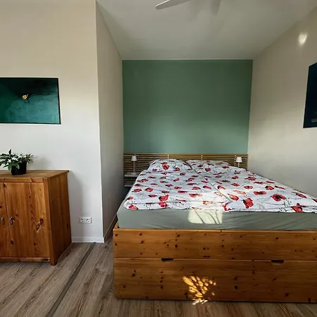 Mit Familienfreundlichem Garten Dahlen