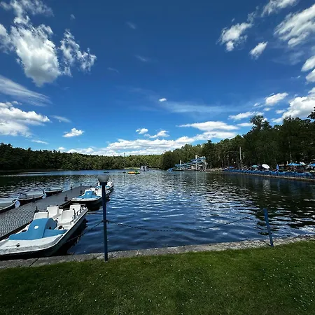 Mit Familienfreundlichem Garten アパート