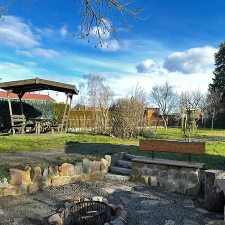 Apartmán Mit Familienfreundlichem Garten