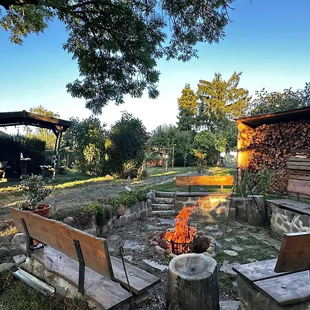 Mit Familienfreundlichem Garten Dahlen