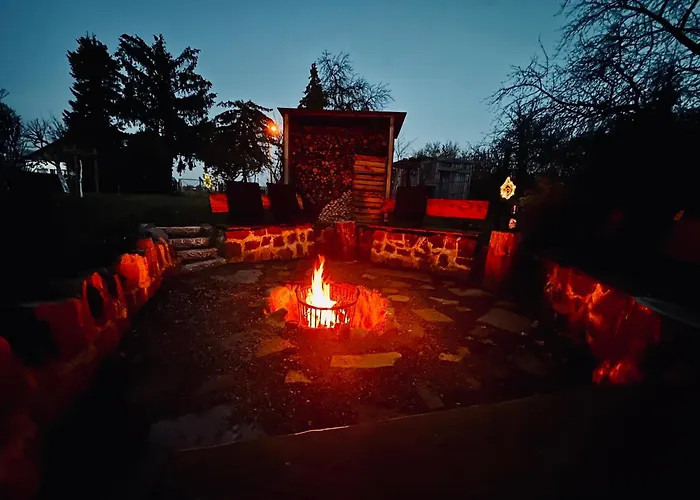 Mit Familienfreundlichem Garten Dahlen