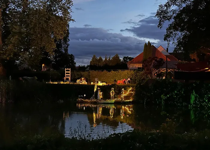 Mit Familienfreundlichem Garten * Dahlen