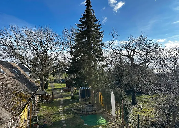 Mit Familienfreundlichem Garten Apartmán *