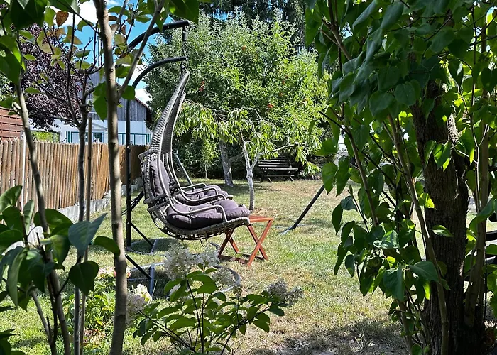 Mit Familienfreundlichem Garten Apartmán